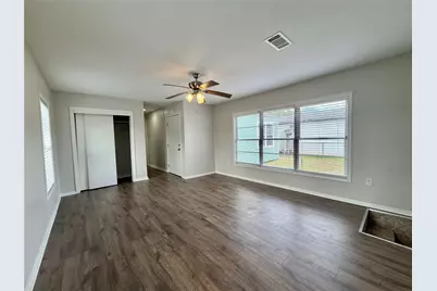 1427 W 7th Street, Freeport, TX 77541 - Photo 20