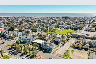 1927 Broadway Street, Galveston, TX 77550 - Photo 1