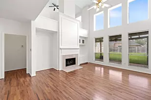 2122 Hill Canyon Ct, Sugar Land, TX 77479 - Photo 10