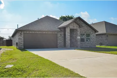815 Easy Street, La Porte, TX 77571 - Photo 2