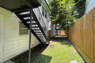 2409 Bastrop, Houston, TX 77004 - Photo 2