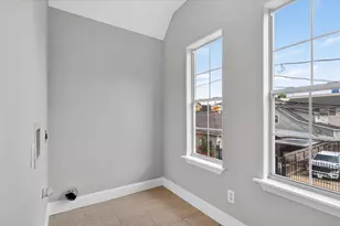 4439 Spencer St, Houston, TX 77007 - Photo 14