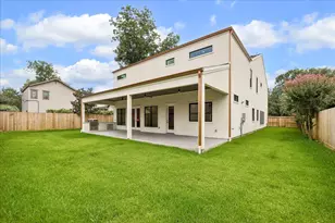 316 W 30th St, Houston, TX 77018 - Photo 30