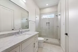 316 W 30th St, Houston, TX 77018 - Photo 22