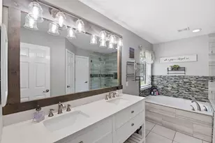 6621 Blue Hollow Ln, Dickinson, TX 77539 - Photo 18