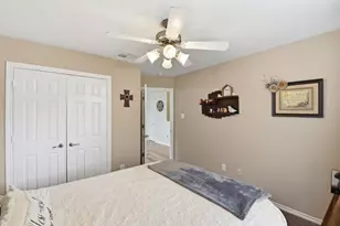 6621 Blue Hollow Ln, Dickinson, TX 77539 - Photo 26