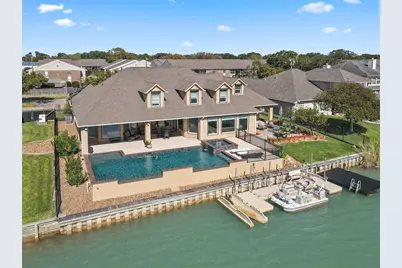 8901 Shiloh Street, Texas City, TX 77591 - Photo 2