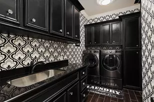 8901 Shiloh St, Texas City, TX 77591 - Photo 24