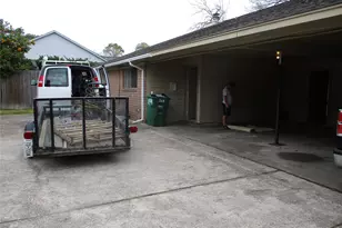 10826 Sugar Hill Dr, Houston, TX 77042 - Photo 18