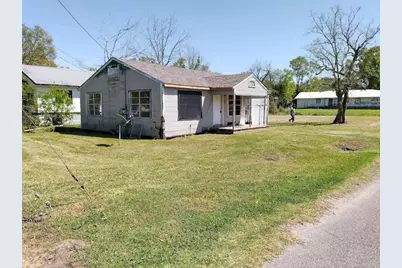 803 Chester Street, West Orange, TX 77630 - Photo 4