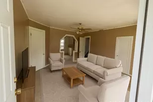 803 Chester St, West Orange, TX 77630 - Photo 4