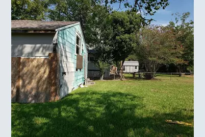 803 Chester Street, West Orange, TX 77630 - Photo 6