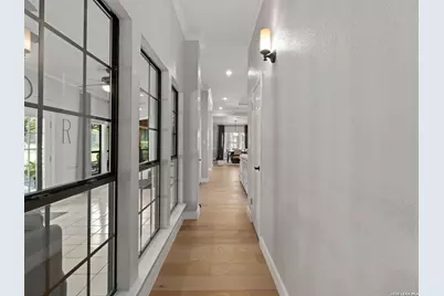 8638 Classic Oaks Ln, San Antonio, TX 78255 - Photo 20