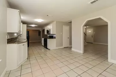 3035 Cinnamon Glen Drive, Houston, TX 77073 - Photo 8