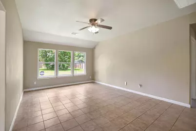 10731 Royal Terrell Drive, Conroe, TX 77303 - Photo 4