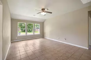 10731 Royal Terrell Dr, Conroe, TX 77303 - Photo 4