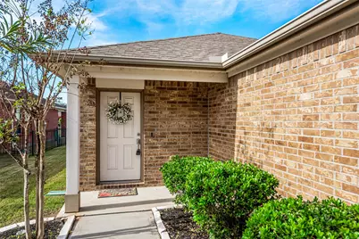 614 Shoreside Drive, Richmond, TX 77469 - Photo 2