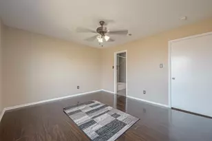 3758 Tanglewilde St, Houston, TX 77063 - Photo 22