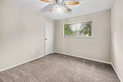3810 Clover Drive, Alvin, TX 77511 - Photo 16