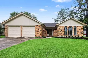 3810 Clover Dr, Alvin, TX 77511 - Photo 4