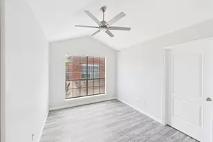 8055 Cambridge St, Houston, TX 77054 - Photo 4