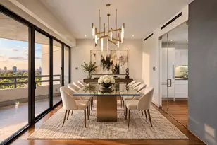 101 Westcott St, Houston, TX 77007 - Photo 2
