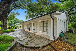 15810 Acapulco Dr, Jersey Village, TX 77040 - Photo 2