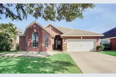 814 N Elder Grove Drive N, Pearland, TX 77584 - Photo 1