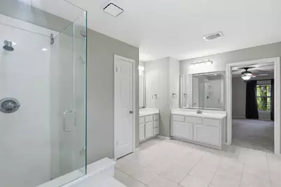 27 N Duskwood Place, The Woodlands, TX 77381 - Photo 22