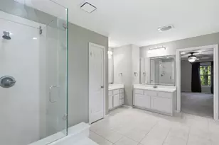 27 N Duskwood Pl, The Woodlands, TX 77381 - Photo 22