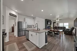 1887 Brushy Cedar Dr, Conroe, TX 77301 - Photo 16