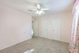 13203 Yaupon Holly Ln, Houston, TX 77044 - Photo 34