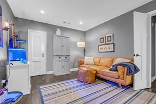 11 Barnstable Pl, The Woodlands, TX 77381 - Photo 20