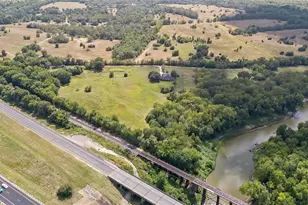 8002 Chockataw Ln, Navasota, TX 77868 - Photo 38