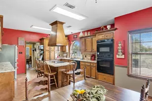 8002 Chockataw Ln, Navasota, TX 77868 - Photo 14