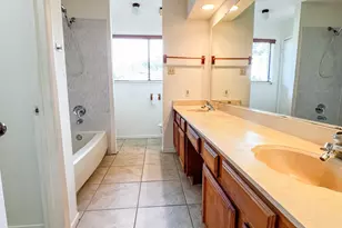 12704 Hollandale Dr, Houston, TX 77082 - Photo 12