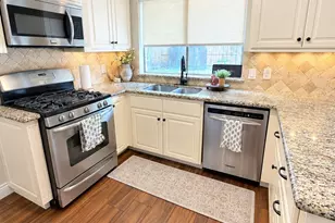 2322 Colleen Dr Dr, Pearland, TX 77581 - Photo 12