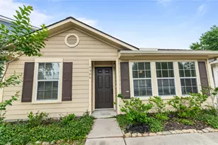9906 Farrell Dr, Houston, TX 77070 - Photo 2