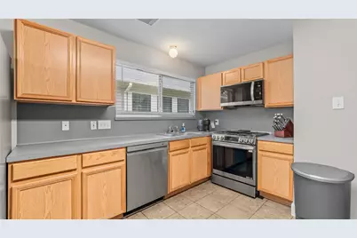 9906 Farrell Drive, Houston, TX 77070 - Photo 6