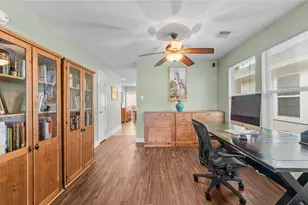 9906 Farrell Dr, Houston, TX 77070 - Photo 10
