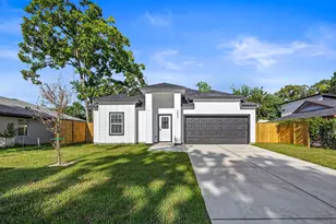 10426 Royal Oaks Dr, Houston, TX 77016 - Photo 1
