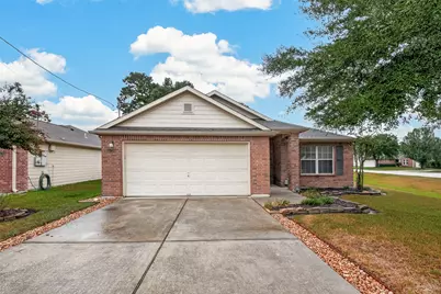 16299 Hidden Deer Lane, Conroe, TX 77302 - Photo 2