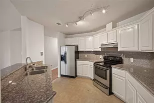16299 Hidden Deer Ln, Conroe, TX 77302 - Photo 4