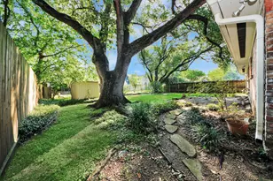 12122 Dorrance Ln, Meadows Place, TX 77477 - Photo 38