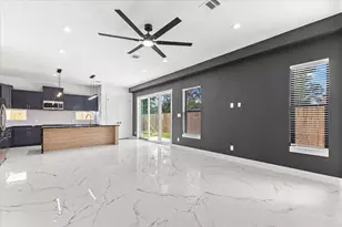 5110 Longmeadow St, Houston, TX 77033 - Photo 10