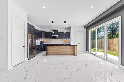 5110 Longmeadow Street #A and B, Houston, TX 77033 - Photo 8