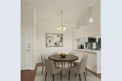 2111 S Welch Street #A318, Houston, TX 77019 - Photo 4