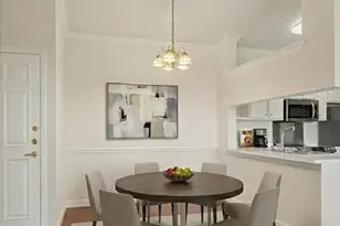 2111 S Welch St, Houston, TX 77019 - Photo 4