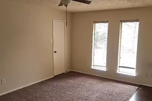 2907 Colonial Dr, Sugar Land, TX 77479 - Photo 14