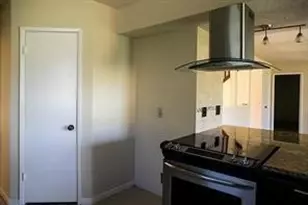2907 Colonial Dr, Sugar Land, TX 77479 - Photo 2
